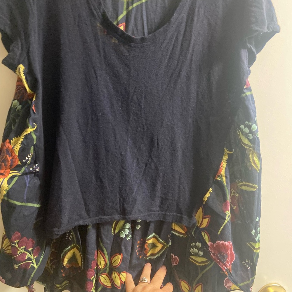 Anthropologie Deletta black gold floral Short Sleeve Top sheer wavy back
